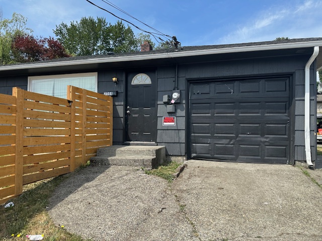 3544 Portland Avenue East